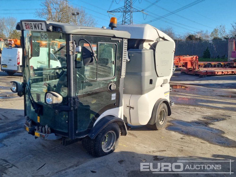 2018 Karcher Articulated Sweeper, Reverse Camera, A/C (Non Runner) - Iné stroje: obrázok 1 2018 Karcher Articulated Sweeper, Reverse Camera, A/C (Non Runner) - Iné stroje: obrázok 1