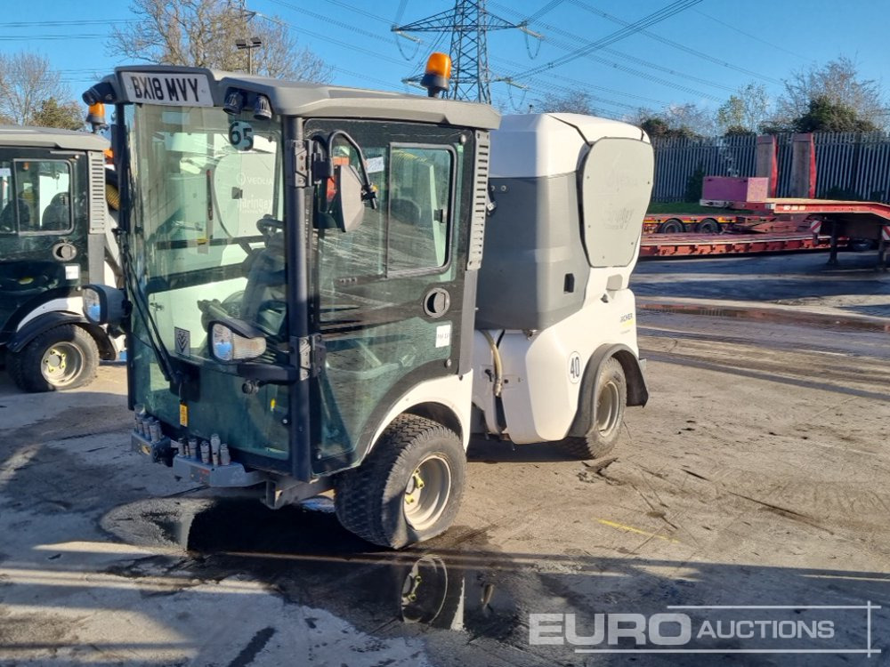 2018 Karcher Articulated Sweeper, Reverse Camera, A/C (Non Runner) - Iné stroje: obrázok 1 2018 Karcher Articulated Sweeper, Reverse Camera, A/C (Non Runner) - Iné stroje: obrázok 1