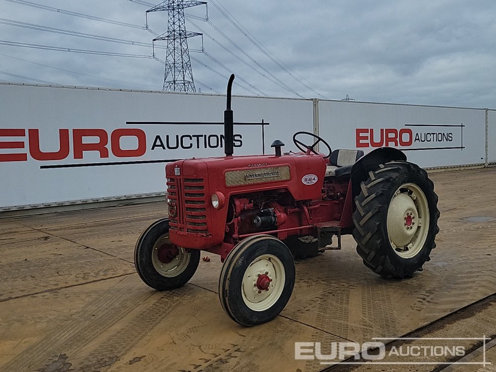 International B414 - Traktor: obrázok 1 International B414 - Traktor: obrázok 1