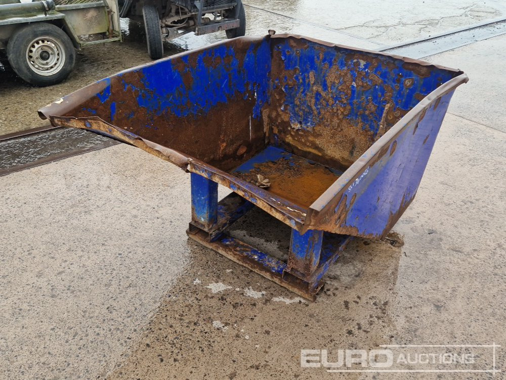 Inticta Tipping Skip to suit Telehandler - Výklopný kontajner: obrázok 1 Inticta Tipping Skip to suit Telehandler - Výklopný kontajner: obrázok 1