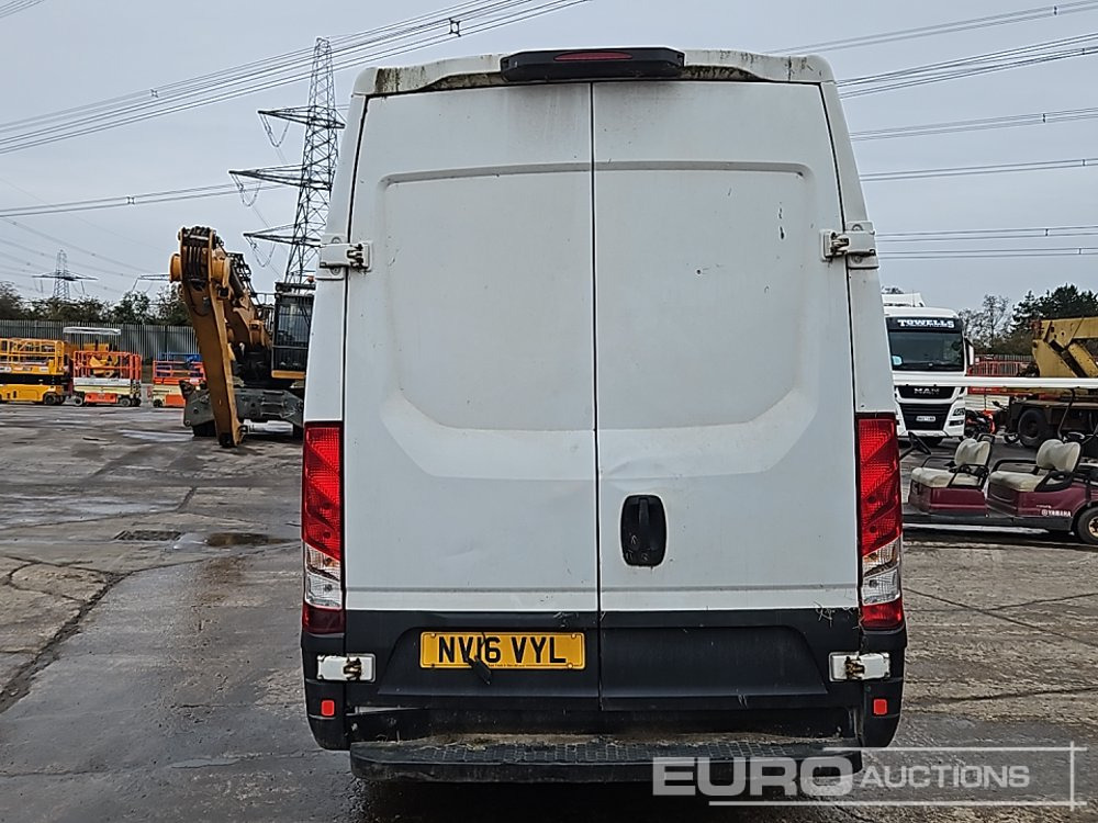 Iveco Daily - Furgon: obrázok 4 Iveco Daily - Furgon: obrázok 4