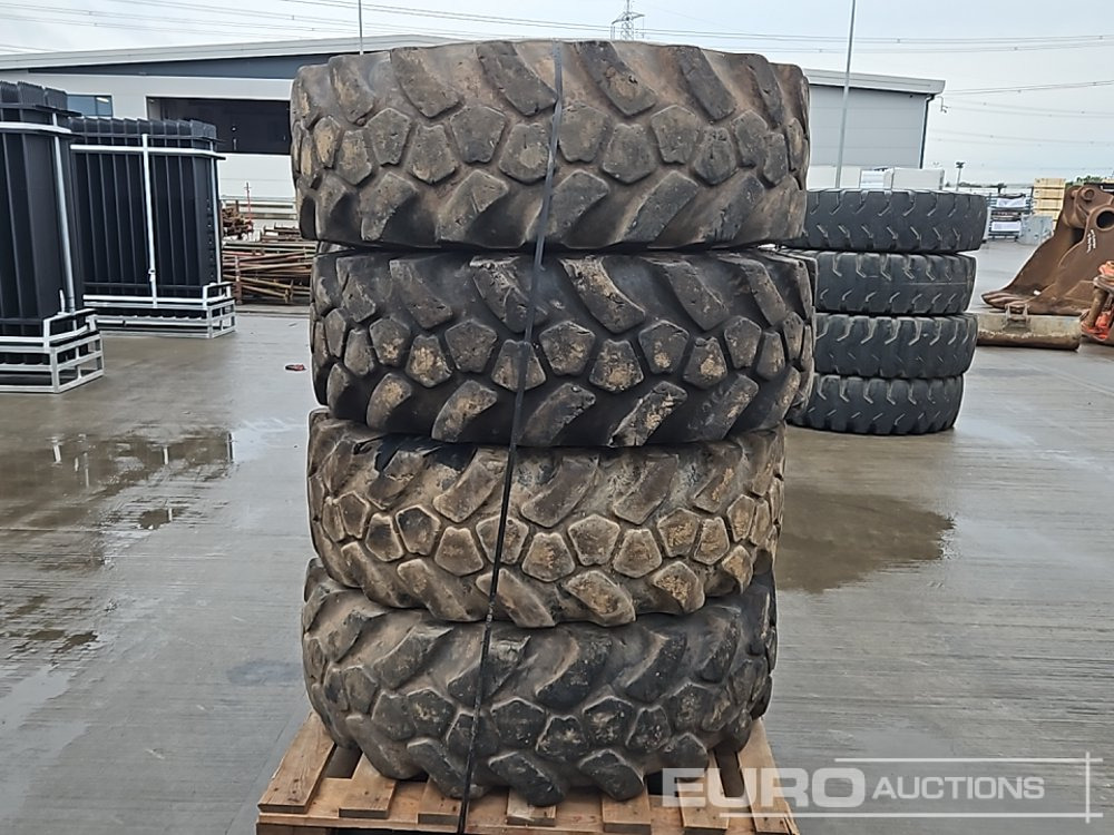 JCB 15.5-25 Tyre (4 of) - Pneumatika: obrázok 3 JCB 15.5-25 Tyre (4 of) - Pneumatika: obrázok 3