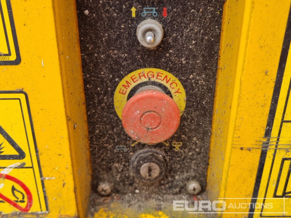 Pracovná plošina JCB S2632E: obrázok 33