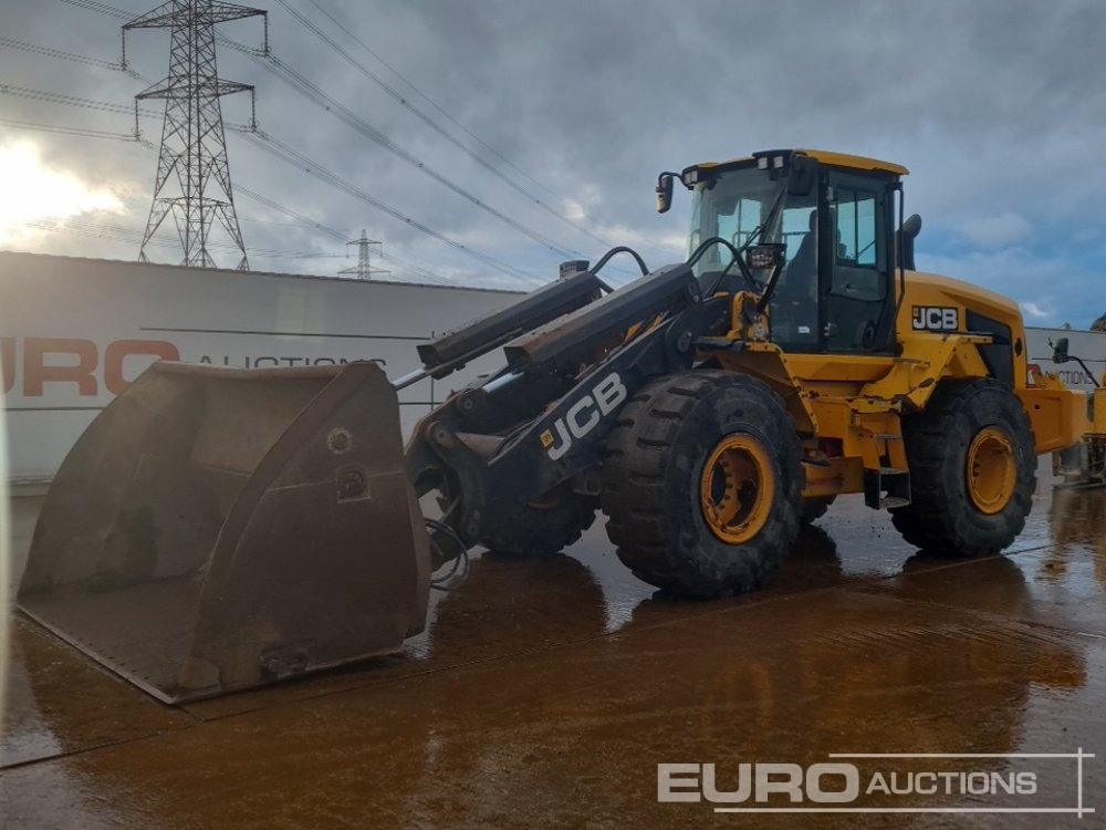 JCB Wheeled Loader, Hi Tip Bucket, Reverse Camera, WLI, A/C - Kolesový nakladač: obrázok 1 JCB Wheeled Loader, Hi Tip Bucket, Reverse Camera, WLI, A/C - Kolesový nakladač: obrázok 1