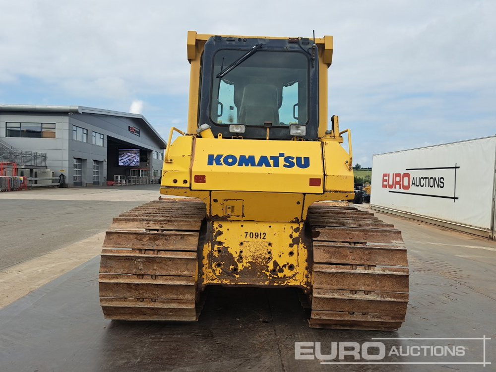 Komatsu D65PX-15E0 - Buldozér: obrázok 4 Komatsu D65PX-15E0 - Buldozér: obrázok 4