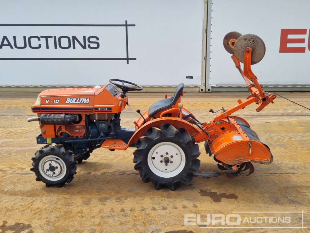 Kubota B10 - Kompaktný traktor: obrázok 2 Kubota B10 - Kompaktný traktor: obrázok 2