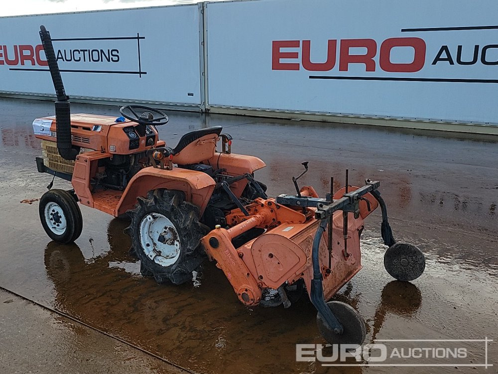 Kubota B1200 - Kompaktný traktor: obrázok 3 Kubota B1200 - Kompaktný traktor: obrázok 3