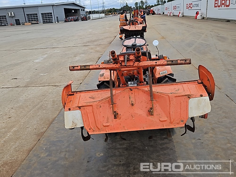 Kubota B1402-M - Kompaktný traktor: obrázok 4 Kubota B1402-M - Kompaktný traktor: obrázok 4
