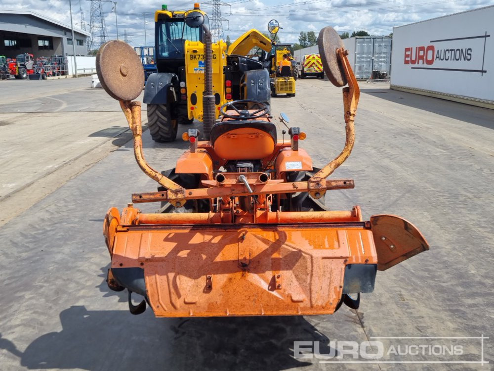 Kubota B1500 - Kompaktný traktor: obrázok 4 Kubota B1500 - Kompaktný traktor: obrázok 4