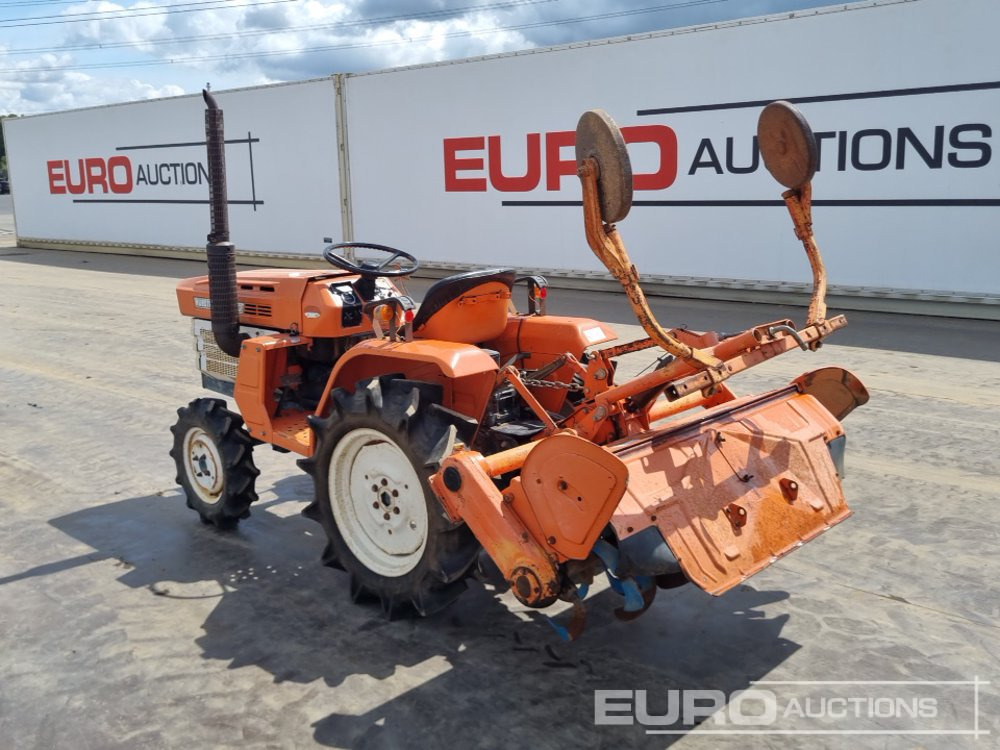 Kubota B1500 - Kompaktný traktor: obrázok 3 Kubota B1500 - Kompaktný traktor: obrázok 3