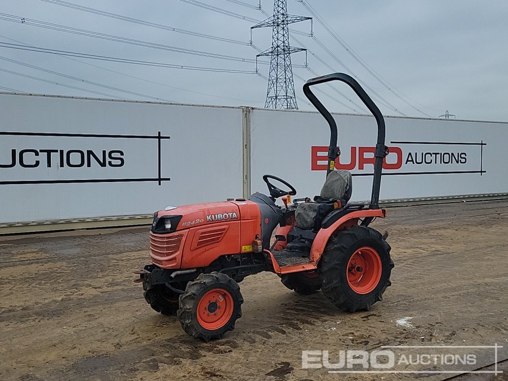 Kubota B2420 - Kompaktný traktor: obrázok 1 Kubota B2420 - Kompaktný traktor: obrázok 1