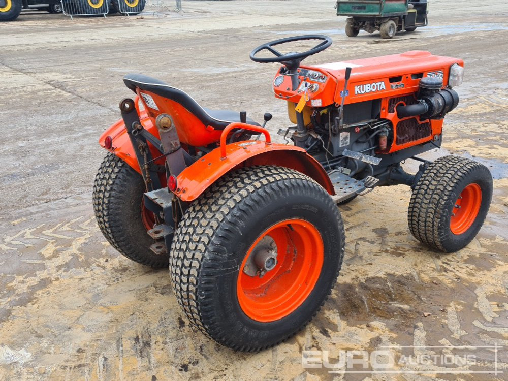 Kubota B7100D - Kompaktný traktor: obrázok 5 Kubota B7100D - Kompaktný traktor: obrázok 5