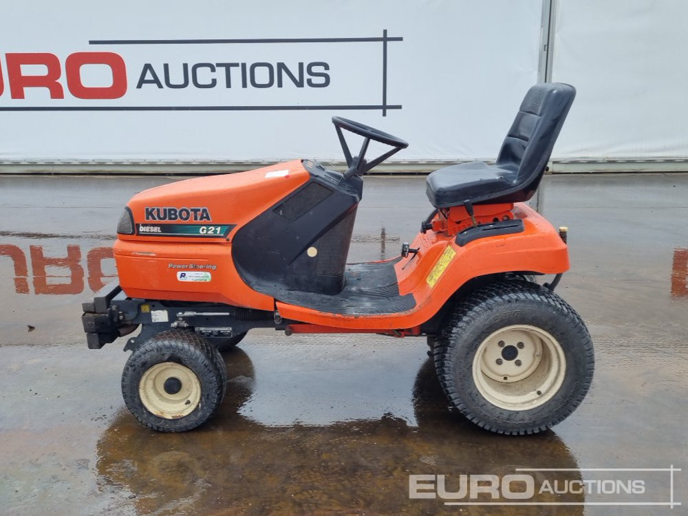 Kubota G21 - Záhradná kosačka: obrázok 2 Kubota G21 - Záhradná kosačka: obrázok 2
