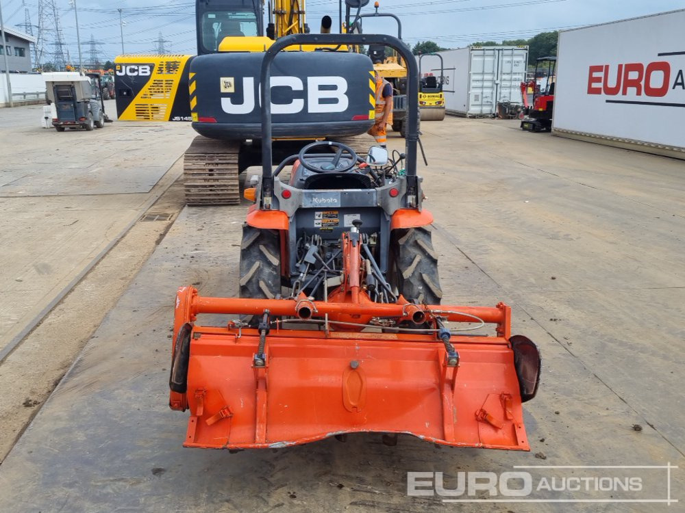 Kubota GB180 - Kompaktný traktor: obrázok 4 Kubota GB180 - Kompaktný traktor: obrázok 4
