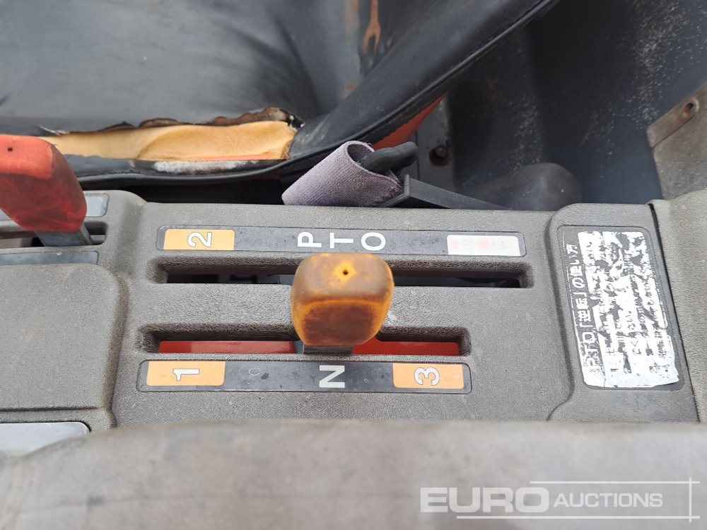 Kompaktný traktor Kubota GB200: obrázok 36