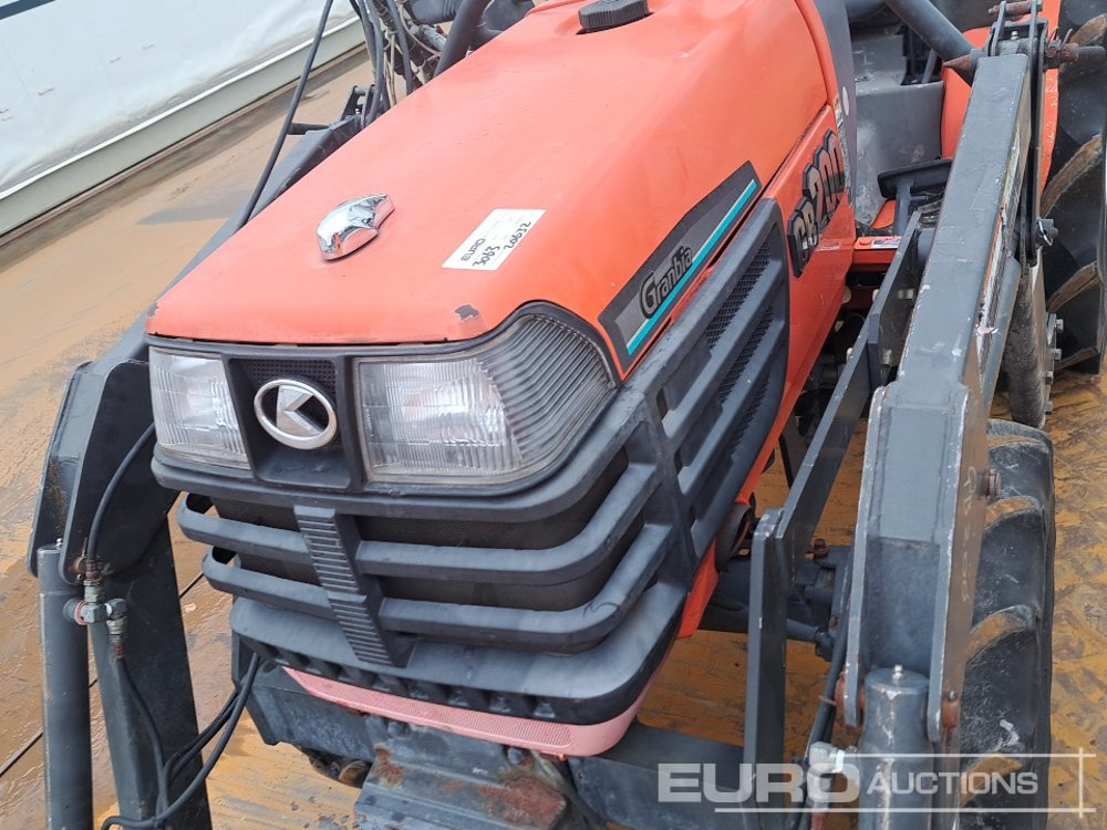 Kompaktný traktor Kubota GB200: obrázok 16