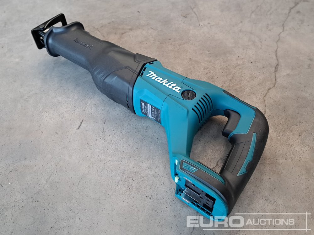 Makita 18 Volt Cordless Recipro Saw with Case - Vybavenie garáže/ Dielne: obrázok 5 Makita 18 Volt Cordless Recipro Saw with Case - Vybavenie garáže/ Dielne: obrázok 5