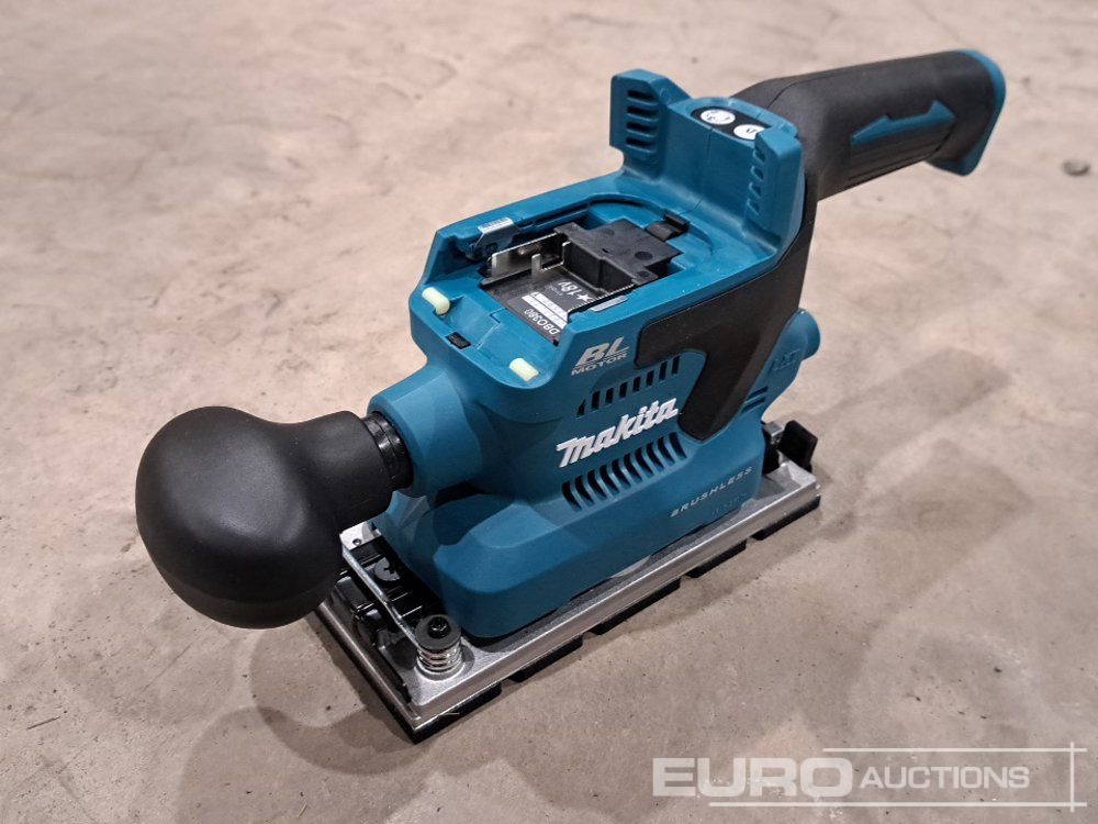 Makita 18 Volt Cordless Sander - Vybavenie garáže/ Dielne: obrázok 5 Makita 18 Volt Cordless Sander - Vybavenie garáže/ Dielne: obrázok 5