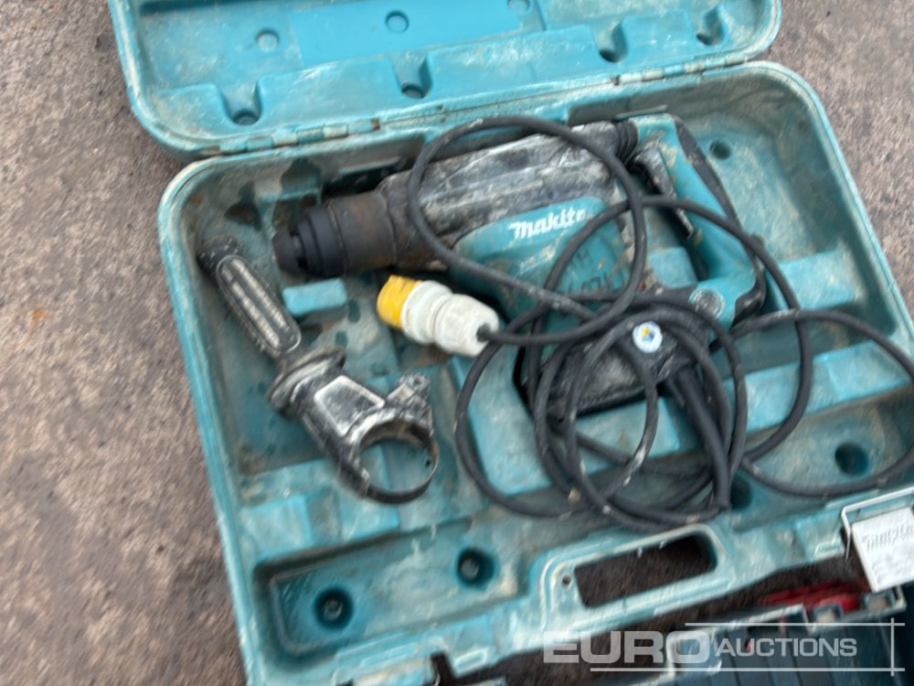 Makita & Bosch 110 Volt Breaker (2 of) - Stavebné zariadenia: obrázok 3 Makita & Bosch 110 Volt Breaker (2 of) - Stavebné zariadenia: obrázok 3