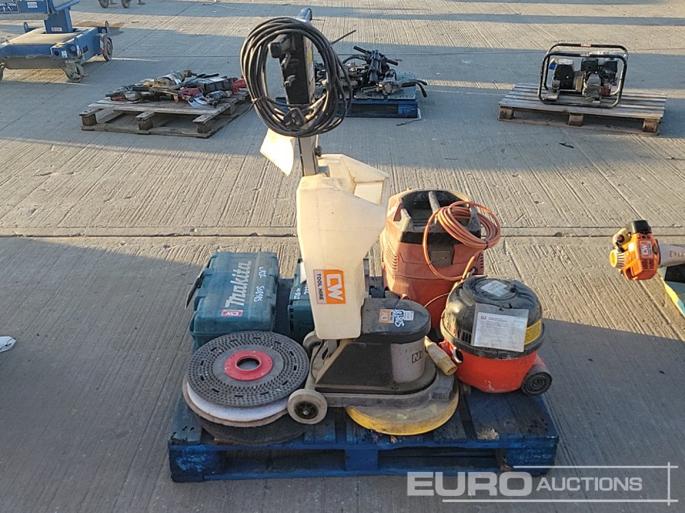Makita DJR186 Battery Reciprocating Saw, Makita Battery Impact Driver, Hilti VC20-UM 110Volt Wet/Dry Vacuum Cleaner, Numatic 110Volt Vacuum Cleaner, Numatic 240Volt Floor Polisher - Stavebné zariadenia: obrázok 4 Makita DJR186 Battery Reciprocating Saw, Makita Battery Impact Driver, Hilti VC20-UM 110Volt Wet/Dry Vacuum Cleaner, Numatic 110Volt Vacuum Cleaner, Numatic 240Volt Floor Polisher - Stavebné zariadenia: obrázok 4