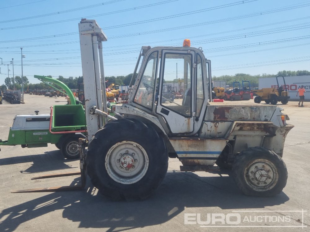 Manitou Diesel Rough Terrain Forklift, 2 Stage Mast, Forks - Terénny vozík: obrázok 2 Manitou Diesel Rough Terrain Forklift, 2 Stage Mast, Forks - Terénny vozík: obrázok 2
