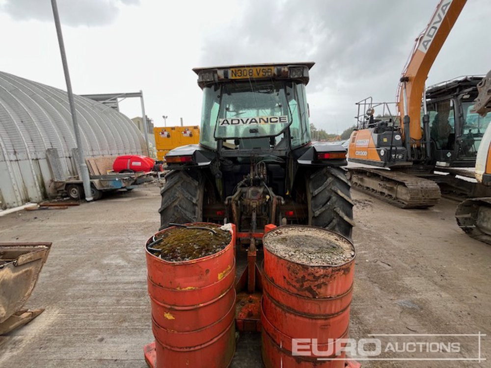 Massey Ferguson 6120 - Traktor: obrázok 4 Massey Ferguson 6120 - Traktor: obrázok 4