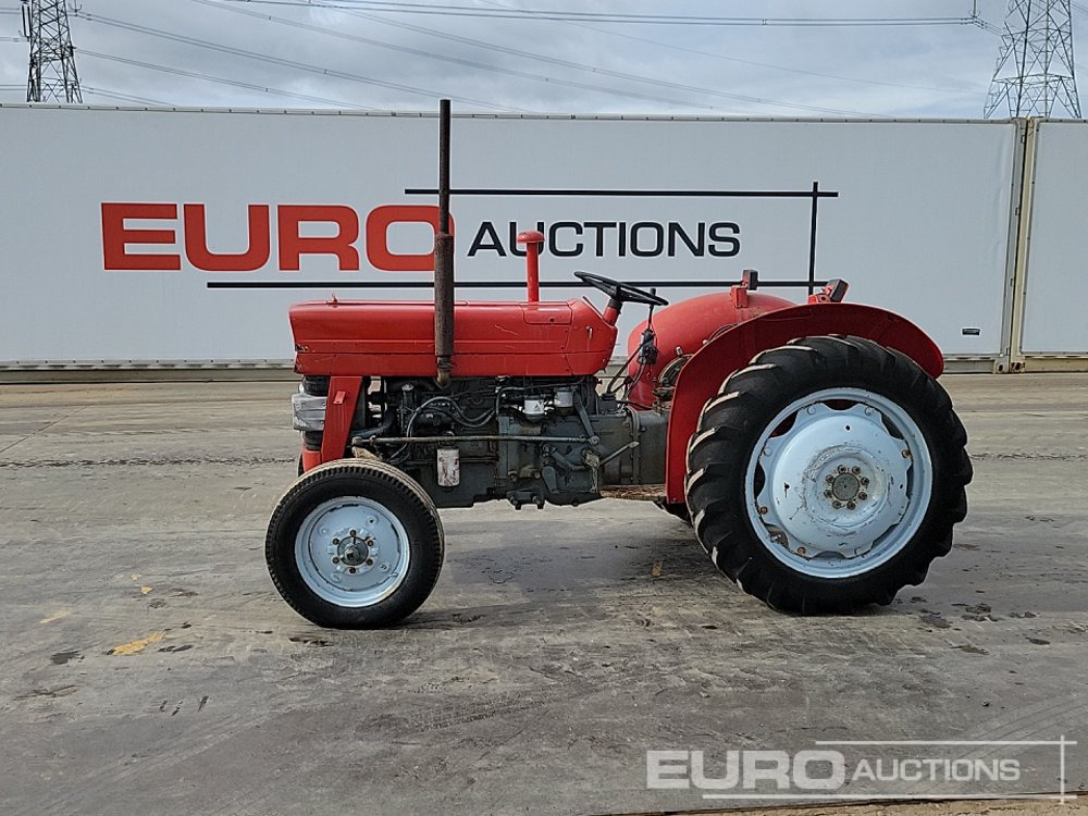 Massey Ferguson MF133 - Traktor: obrázok 2 Massey Ferguson MF133 - Traktor: obrázok 2