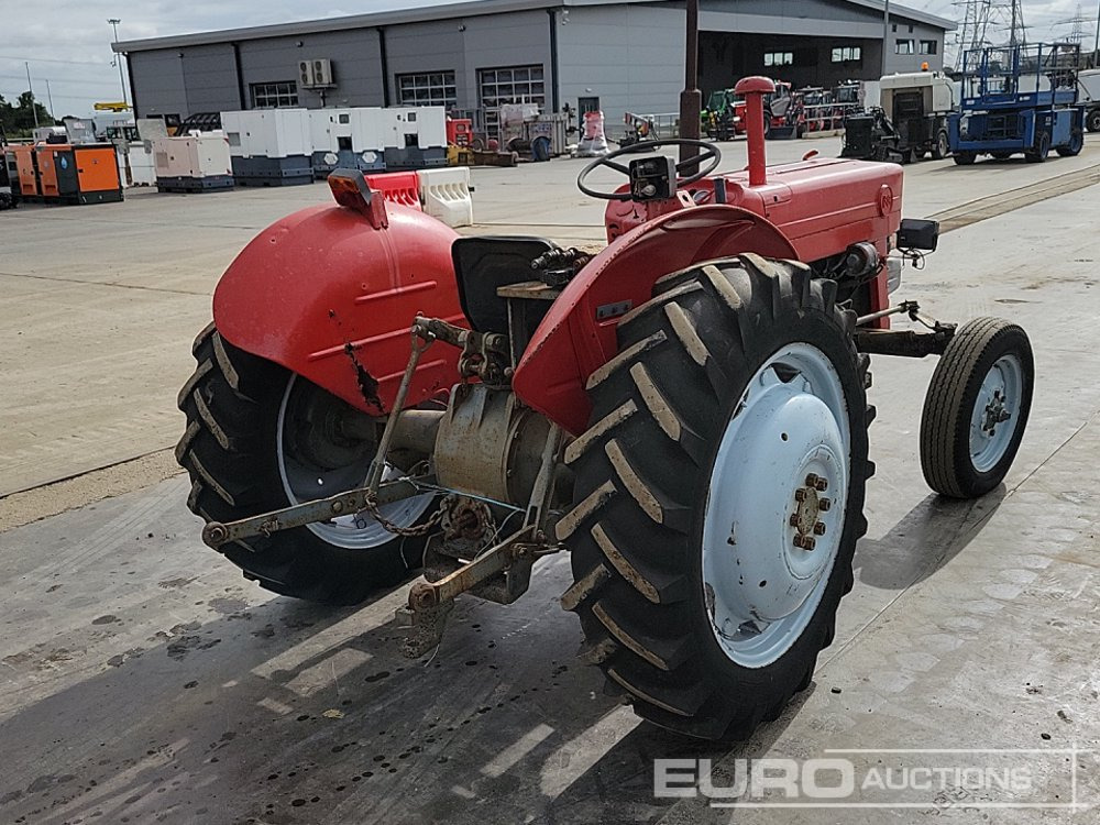 Massey Ferguson MF133 - Traktor: obrázok 5 Massey Ferguson MF133 - Traktor: obrázok 5