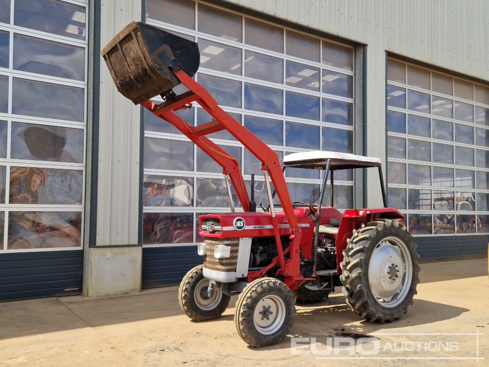 Massey Ferguson MF165 - Traktor: obrázok 1 Massey Ferguson MF165 - Traktor: obrázok 1