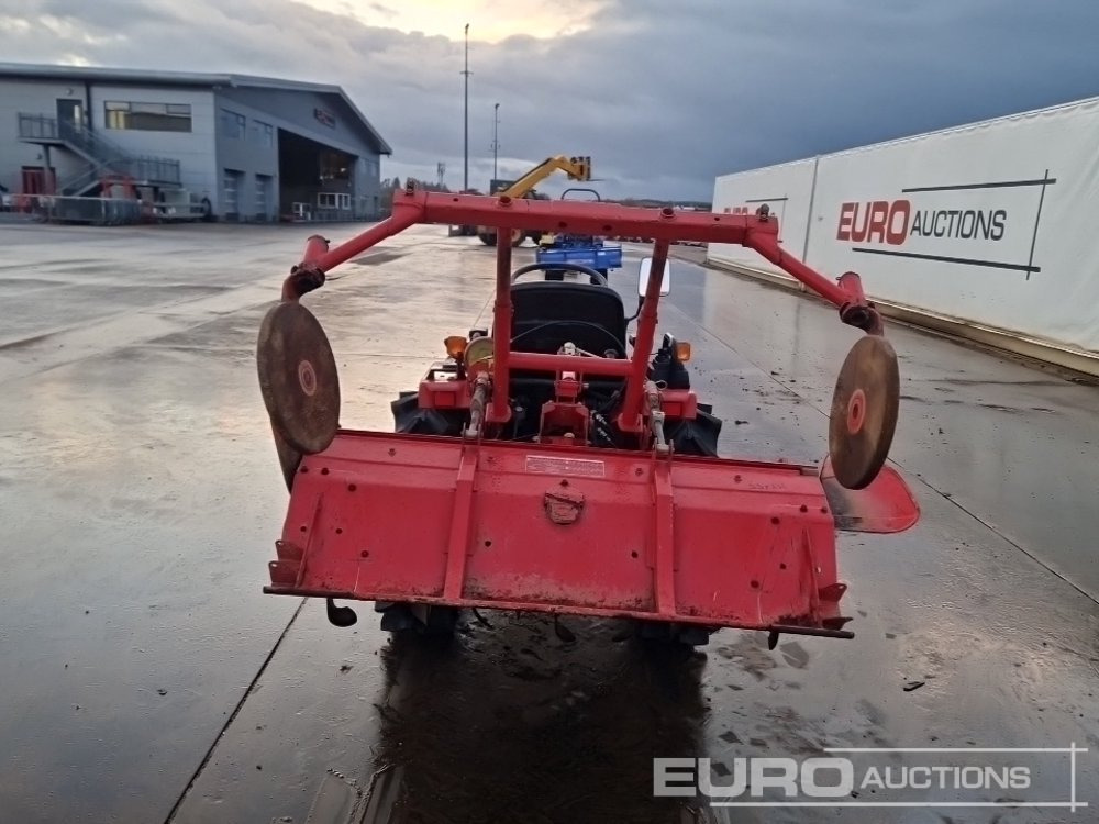 Mitsubishi MT155 - Kompaktný traktor: obrázok 4 Mitsubishi MT155 - Kompaktný traktor: obrázok 4