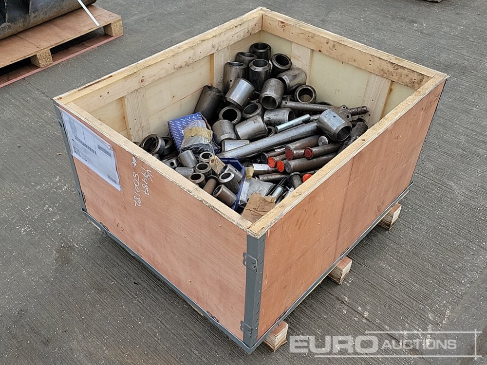 Unused Stillage of Various Sized Bucket Pins - Náhradný diel: obrázok 1 Unused Stillage of Various Sized Bucket Pins - Náhradný diel: obrázok 1