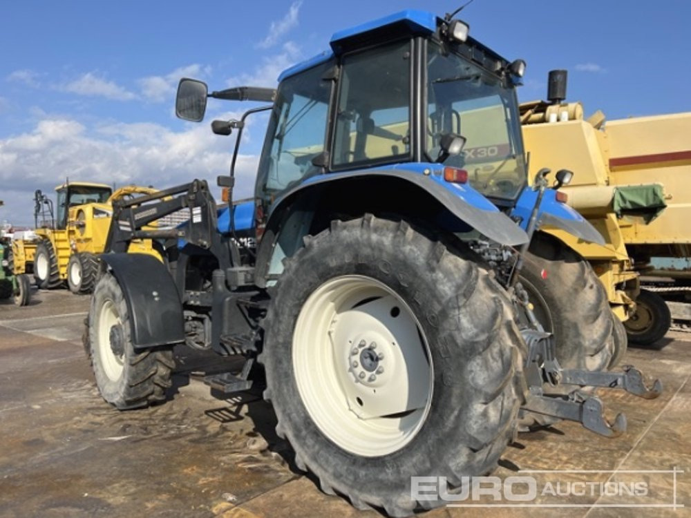 New Holland TM125 - Traktor: obrázok 2 New Holland TM125 - Traktor: obrázok 2