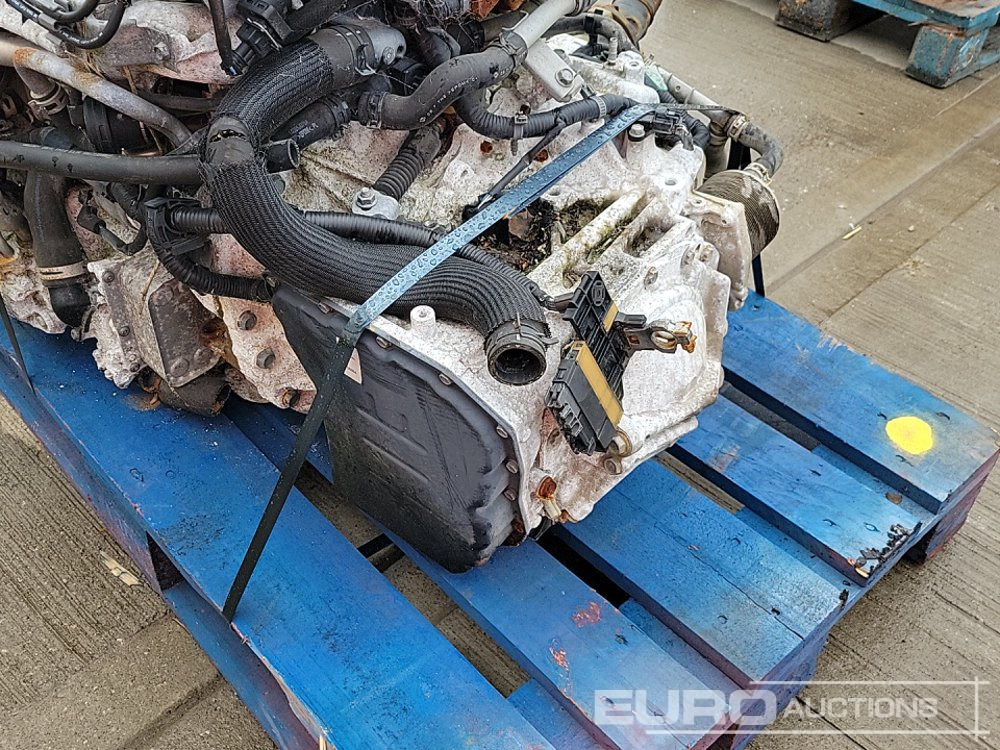 Motor Nissan 4 Cylinder Engine, Gearbox: obrázok 15