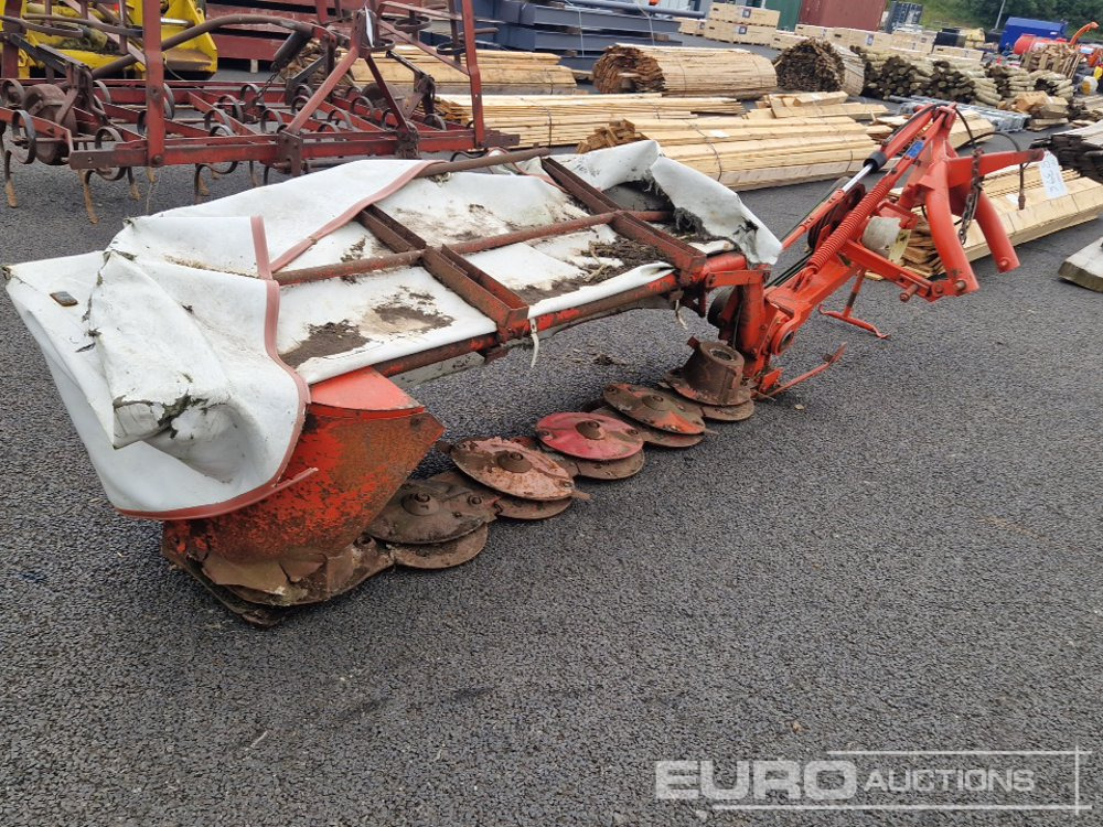 KUHN GMB66 SEL Disc Mower - Poľnohospodárske stroje: obrázok 1 KUHN GMB66 SEL Disc Mower - Poľnohospodárske stroje: obrázok 1