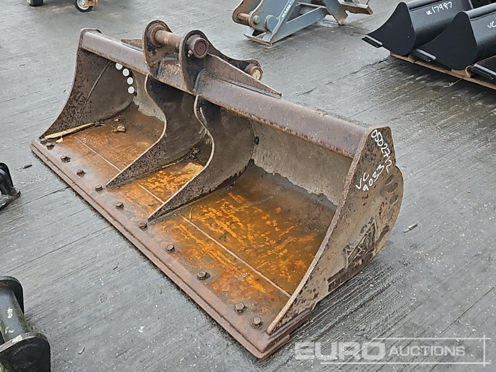 Rhinox 72" Ditching Bucket 50mm Pin to suit 6-8 Ton Excavator - Lyžica: obrázok 1 Rhinox 72" Ditching Bucket 50mm Pin to suit 6-8 Ton Excavator - Lyžica: obrázok 1