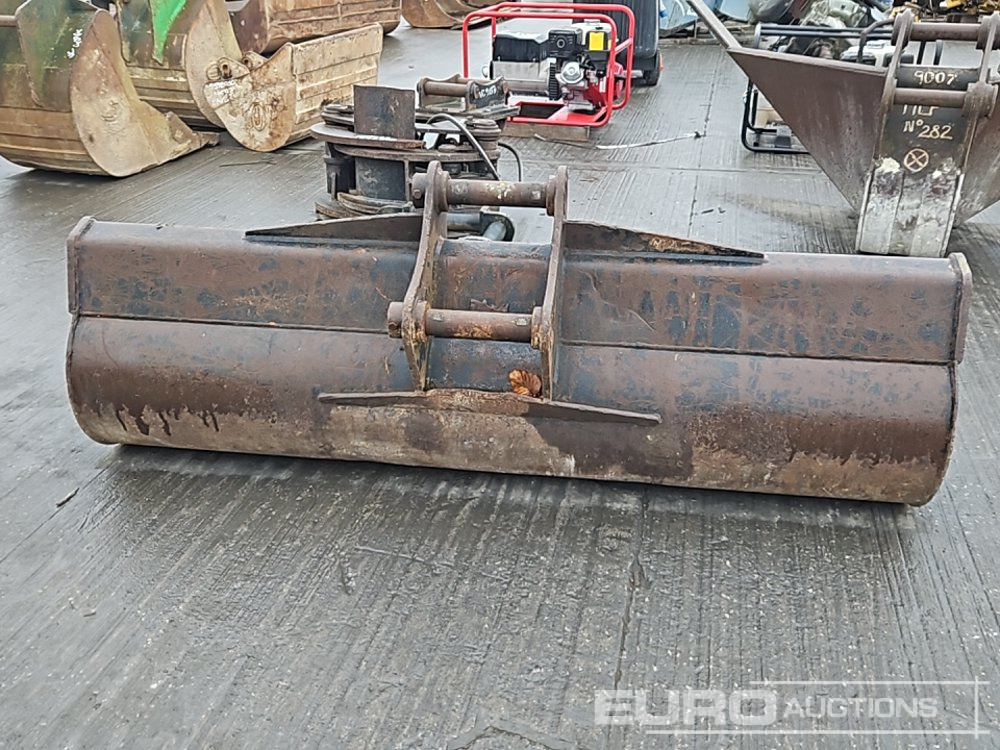Rhinox 72" Ditching Bucket 50mm Pin to suit 6-8 Ton Excavator - Lyžica: obrázok 4 Rhinox 72" Ditching Bucket 50mm Pin to suit 6-8 Ton Excavator - Lyžica: obrázok 4