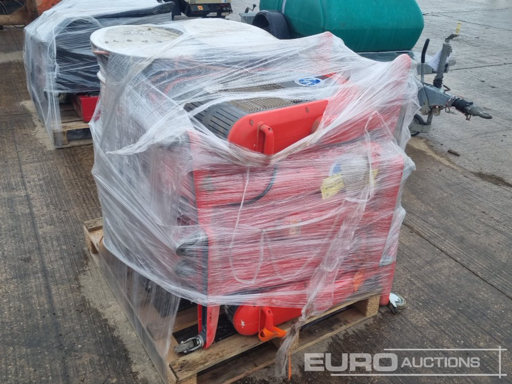 Space Heater (10 of) - Stavebné zariadenia: obrázok 1 Space Heater (10 of) - Stavebné zariadenia: obrázok 1