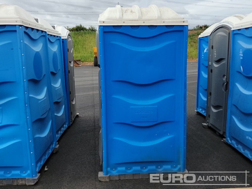 Standard GRP Plastic Portable Site Toilet (3 of) (Cannot Be Reconsigned) - Lodny kontajner: obrázok 2 Standard GRP Plastic Portable Site Toilet (3 of) (Cannot Be Reconsigned) - Lodny kontajner: obrázok 2