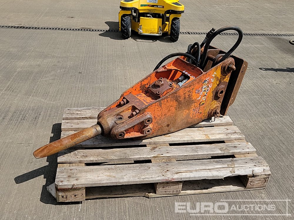 Stanley Hydraulic Breaker 45mm Pin to suit 4-6 Ton Excavator - Hydraulické kladivo: obrázok 1 Stanley Hydraulic Breaker 45mm Pin to suit 4-6 Ton Excavator - Hydraulické kladivo: obrázok 1