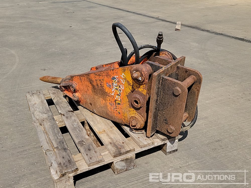 Stanley Hydraulic Breaker 45mm Pin to suit 4-6 Ton Excavator - Hydraulické kladivo: obrázok 3 Stanley Hydraulic Breaker 45mm Pin to suit 4-6 Ton Excavator - Hydraulické kladivo: obrázok 3