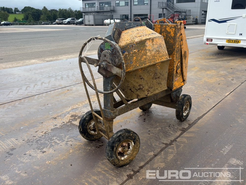 Terex Diesel Mixer, Yanmar Electric Start Engine - Stavebná miešačka: obrázok 5 Terex Diesel Mixer, Yanmar Electric Start Engine - Stavebná miešačka: obrázok 5