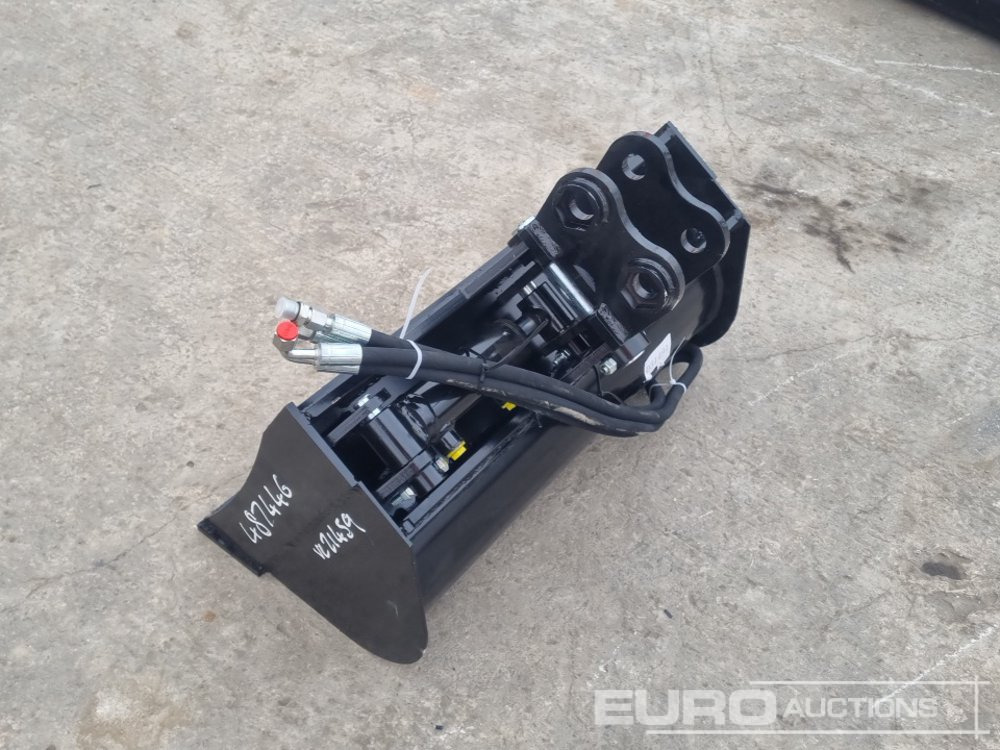 Unused 2025 Captok 24" Hydraulic Tilting Bucket 25mm Pin to suit Mini Excavator - Lyžica: obrázok 3 Unused 2025 Captok 24" Hydraulic Tilting Bucket 25mm Pin to suit Mini Excavator - Lyžica: obrázok 3