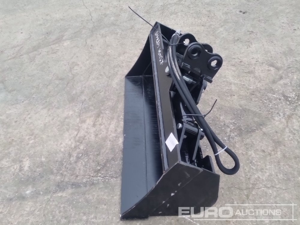 Unused 2025 Captok 32" Hydraulic Tilting Bucket 25mm Pin to suit Mini Excavator - Lyžica: obrázok 2 Unused 2025 Captok 32" Hydraulic Tilting Bucket 25mm Pin to suit Mini Excavator - Lyžica: obrázok 2