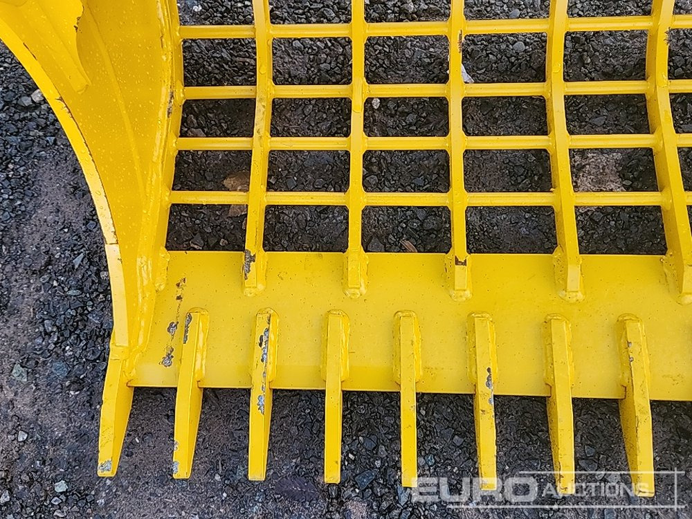 Unused 2025 Urohammer 48" 3T - 5T Rake Riddle Bucket to suit Mini Excavator - Lyžica: obrázok 5 Unused 2025 Urohammer 48" 3T - 5T Rake Riddle Bucket to suit Mini Excavator - Lyžica: obrázok 5
