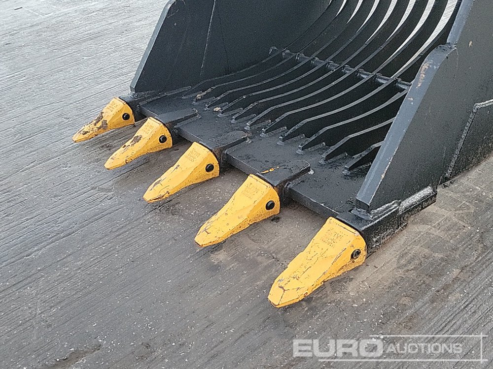 Nový Lyžica Unused 48" Riddle Bucket 65mm Pin to suit 13 Ton Excavator: obrázok 9