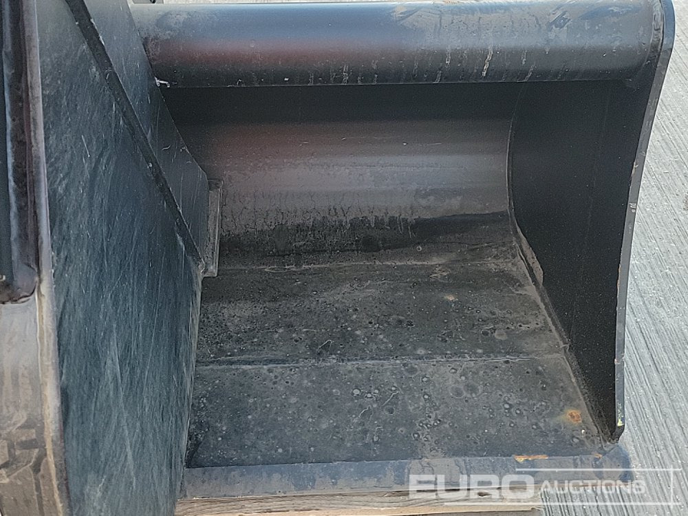 Nový Lyžica Unused 54" Ditching, 12" Digging Bucket 45mm Pin to suit 4-6 Ton Excavator: obrázok 9 Nový Lyžica Unused 54" Ditching, 12" Digging Bucket 45mm Pin to suit 4-6 Ton Excavator: obrázok 9