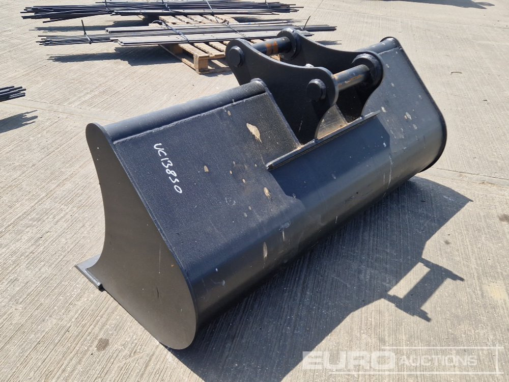 Unused 70" Ditching Bucket 65mm Pin to suit 13 Ton Excavator - Lyžica: obrázok 3 Unused 70" Ditching Bucket 65mm Pin to suit 13 Ton Excavator - Lyžica: obrázok 3