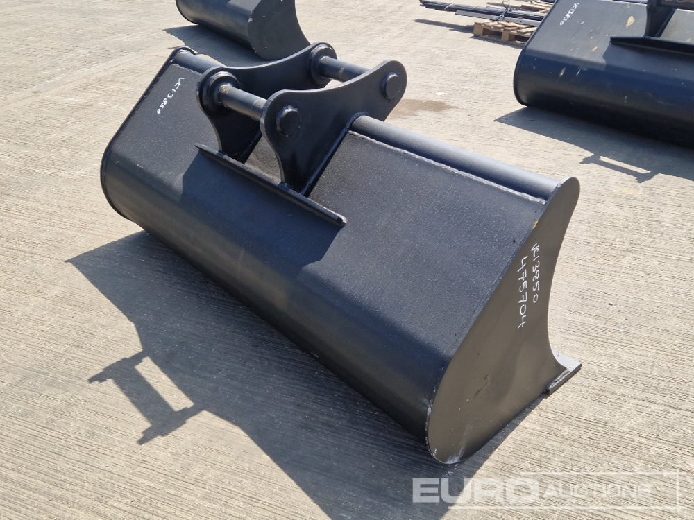 Unused 70" Ditching Bucket 65mm Pin to suit 13 Ton Excavator - Lyžica: obrázok 5 Unused 70" Ditching Bucket 65mm Pin to suit 13 Ton Excavator - Lyžica: obrázok 5