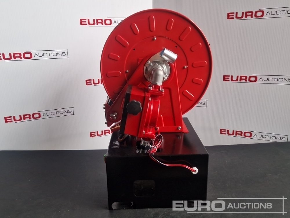 Unused Boss 12v Pump, Retractable Hose Reel, 10m Hose, Flow Meter - Stavebné zariadenia: obrázok 3 Unused Boss 12v Pump, Retractable Hose Reel, 10m Hose, Flow Meter - Stavebné zariadenia: obrázok 3
