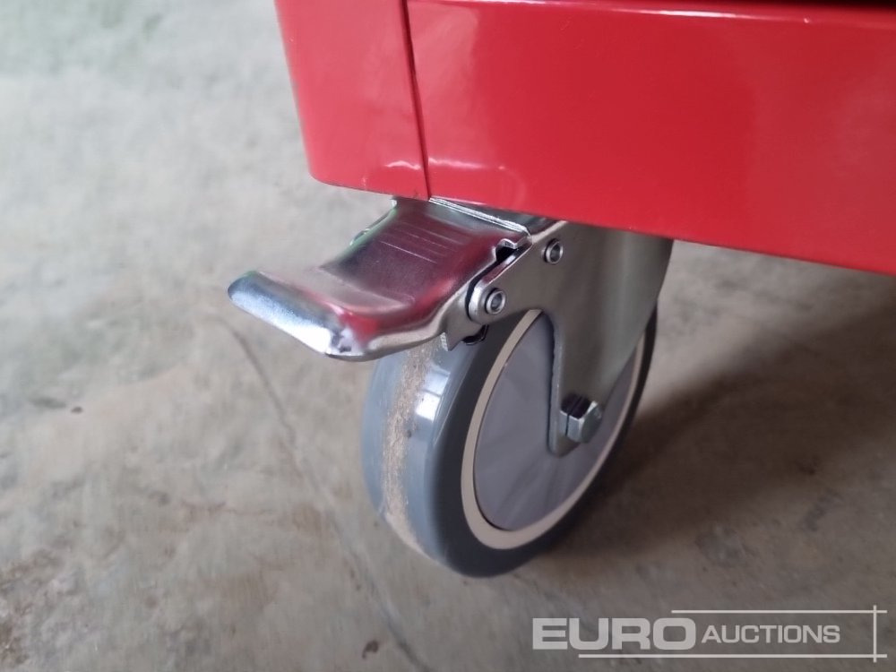 Vybavenie garáže/ Dielne Unused Boss Roller Tool Chest, 7 Drawer, Side Storage Compartment, 258 Piece Tool Set (Red): obrázok 12